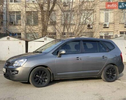 Серый Киа Каренс, объемом двигателя 2 л и пробегом 94 тыс. км за 9700 $, фото 1 на Automoto.ua