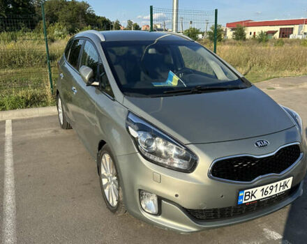 Серый Киа Каренс, объемом двигателя 1.69 л и пробегом 330 тыс. км за 11300 $, фото 1 на Automoto.ua