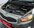 Серый Киа Каренс, объемом двигателя 2 л и пробегом 200 тыс. км за 10500 $, фото 6 на Automoto.ua