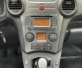 Серый Киа Каренс, объемом двигателя 2 л и пробегом 160 тыс. км за 7500 $, фото 7 на Automoto.ua
