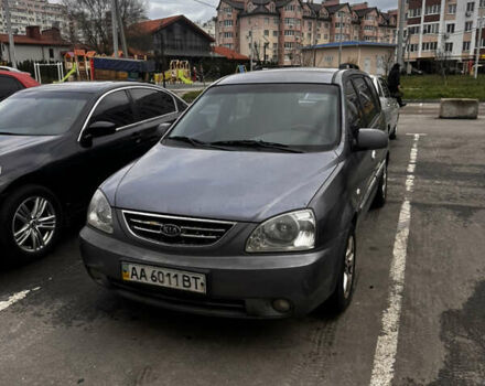 Сірий Кіа Каренс, об'ємом двигуна 1.8 л та пробігом 300 тис. км за 2600 $, фото 1 на Automoto.ua