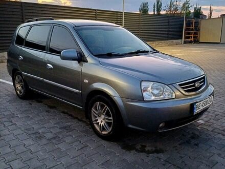 Киа Каренс 2003 в Николаеве на Automoto.ua Серый Киа Каренс, объемом двигателя 1.8 л и пробегом 228 тыс. км за 4600 $, фото 1 на Automoto.ua