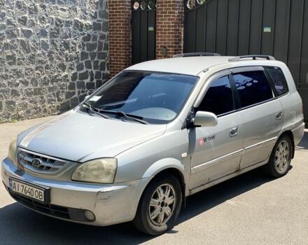 Серый Киа Каренс, объемом двигателя 1.8 л и пробегом 290 тыс. км за 2500 $, фото 1 на Automoto.ua