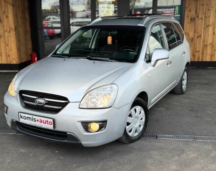 Серый Киа Каренс, объемом двигателя 2 л и пробегом 354 тыс. км за 5599 $, фото 1 на Automoto.ua