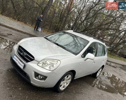 Сірий Кіа Каренс, об'ємом двигуна 1.99 л та пробігом 220 тис. км за 3999 $, фото 1 на Automoto.ua