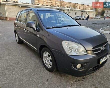 Серый Киа Каренс, объемом двигателя 2 л и пробегом 284 тыс. км за 5900 $, фото 1 на Automoto.ua