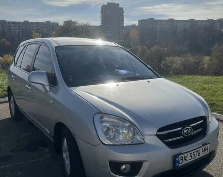 Сірий Кіа Каренс, об'ємом двигуна 2 л та пробігом 273 тис. км за 6300 $, фото 1 на Automoto.ua