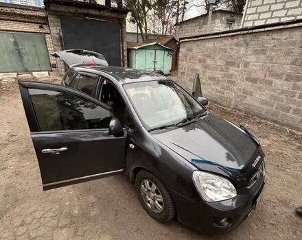 Сірий Кіа Каренс, об'ємом двигуна 2 л та пробігом 140 тис. км за 8000 $, фото 1 на Automoto.ua