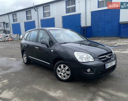 Сірий Кіа Каренс, об'ємом двигуна 1.99 л та пробігом 218 тис. км за 6100 $, фото 1 на Automoto.ua