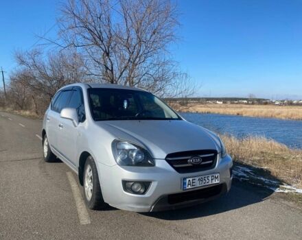 Сірий Кіа Каренс, об'ємом двигуна 2 л та пробігом 250 тис. км за 4500 $, фото 1 на Automoto.ua