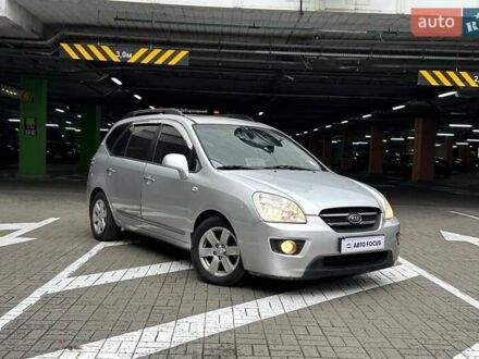 Серый Киа Каренс, объемом двигателя 2 л и пробегом 215 тыс. км за 8990 $, фото 1 на Automoto.ua