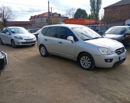 Серый Киа Каренс, объемом двигателя 2 л и пробегом 196 тыс. км за 5200 $, фото 1 на Automoto.ua