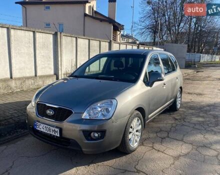 Серый Киа Каренс, объемом двигателя 2 л и пробегом 157 тыс. км за 6500 $, фото 1 на Automoto.ua
