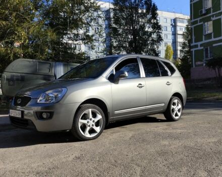 Серый Киа Каренс, объемом двигателя 2 л и пробегом 90 тыс. км за 7700 $, фото 1 на Automoto.ua