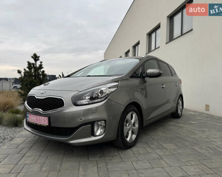 Серый Киа Каренс, объемом двигателя 1.7 л и пробегом 153 тыс. км за 13300 $, фото 1 на Automoto.ua