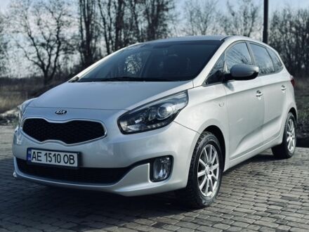 Кіа Каренс 2016 у Першотравенске на Automoto.ua Сірий Кіа Каренс, об'ємом двигуна 2 л та пробігом 224 тис. км за 13500 $, фото 1 на Automoto.ua