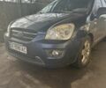 Синий Киа Каренс, объемом двигателя 2 л и пробегом 270 тыс. км за 6100 $, фото 1 на Automoto.ua
