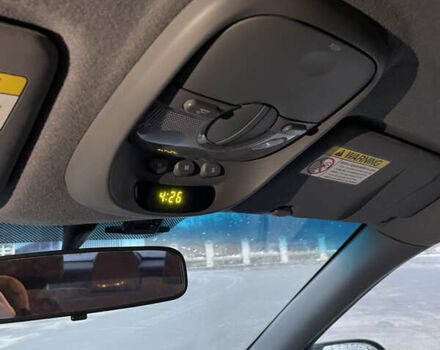 Синий Киа Каренс, объемом двигателя 2 л и пробегом 187 тыс. км за 3900 $, фото 8 на Automoto.ua