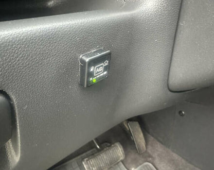 Синій Кіа Каренс, об'ємом двигуна 2 л та пробігом 190 тис. км за 5950 $, фото 7 на Automoto.ua