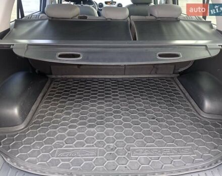 Синій Кіа Каренс, об'ємом двигуна 1.99 л та пробігом 175 тис. км за 6300 $, фото 9 на Automoto.ua