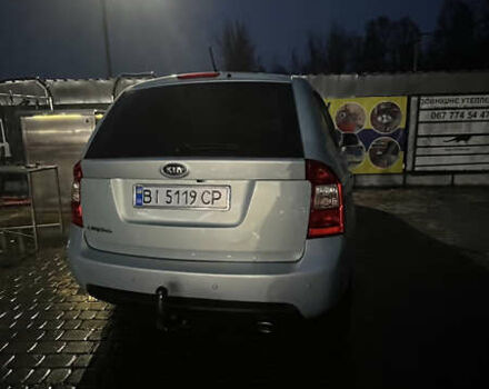 Синий Киа Каренс, объемом двигателя 2 л и пробегом 222 тыс. км за 5500 $, фото 5 на Automoto.ua
