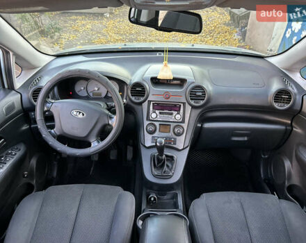 Синий Киа Каренс, объемом двигателя 2 л и пробегом 278 тыс. км за 6200 $, фото 12 на Automoto.ua