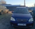 Синій Кіа Каренс, об'ємом двигуна 2 л та пробігом 111 тис. км за 1919 $, фото 1 на Automoto.ua