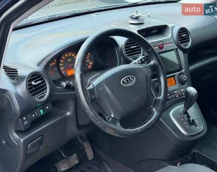 Синий Киа Каренс, объемом двигателя 2 л и пробегом 234 тыс. км за 6990 $, фото 13 на Automoto.ua