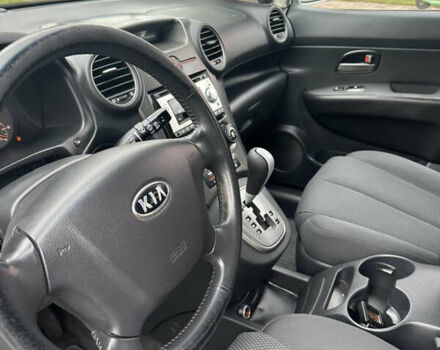 Синій Кіа Каренс, об'ємом двигуна 2 л та пробігом 190 тис. км за 5950 $, фото 15 на Automoto.ua