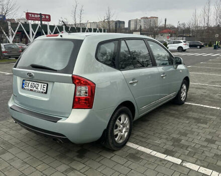 Синій Кіа Каренс, об'ємом двигуна 2 л та пробігом 190 тис. км за 5950 $, фото 2 на Automoto.ua