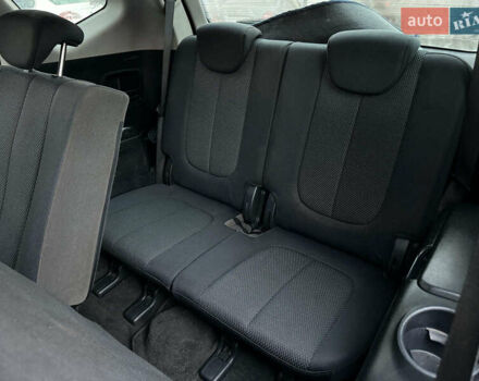 Синий Киа Каренс, объемом двигателя 2 л и пробегом 234 тыс. км за 6990 $, фото 16 на Automoto.ua