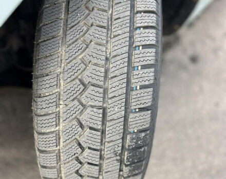 Синий Киа Каренс, объемом двигателя 2 л и пробегом 278 тыс. км за 6200 $, фото 7 на Automoto.ua