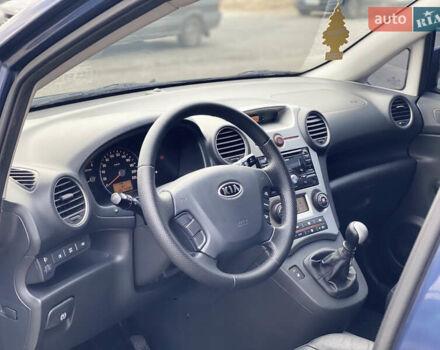 Синій Кіа Каренс, об'ємом двигуна 1.99 л та пробігом 251 тис. км за 6699 $, фото 25 на Automoto.ua
