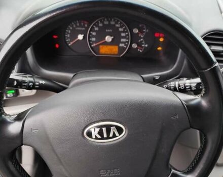 Киа Каренс 2008 в Харькове на Automoto.ua Синий Киа Каренс, объемом двигателя 2 л и пробегом 247 тыс. км за 5800 $, фото 5 на Automoto.ua