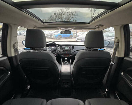 Синий Киа Каренс, объемом двигателя 1.69 л и пробегом 188 тыс. км за 12300 $, фото 15 на Automoto.ua