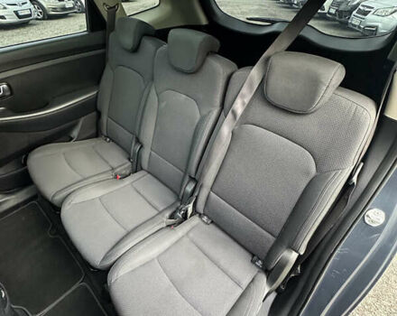 Синий Киа Каренс, объемом двигателя 1.69 л и пробегом 188 тыс. км за 12300 $, фото 16 на Automoto.ua