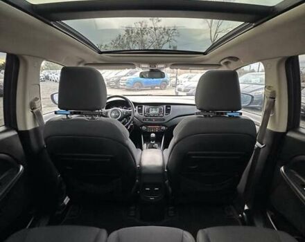 Синий Киа Каренс, объемом двигателя 1.69 л и пробегом 188 тыс. км за 11500 $, фото 15 на Automoto.ua