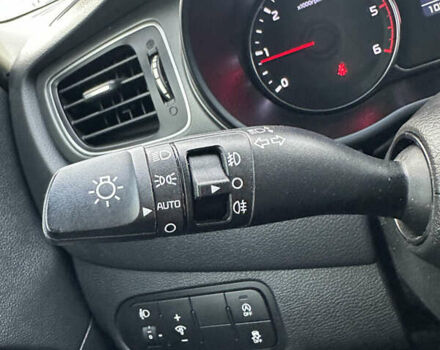 Синий Киа Каренс, объемом двигателя 1.69 л и пробегом 188 тыс. км за 12300 $, фото 39 на Automoto.ua