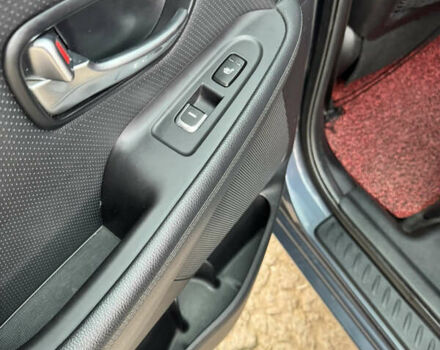 Синій Кіа Каренс, об'ємом двигуна 1.7 л та пробігом 75 тис. км за 13000 $, фото 19 на Automoto.ua