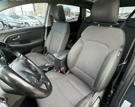 Синий Киа Каренс, объемом двигателя 1.69 л и пробегом 188 тыс. км за 11500 $, фото 14 на Automoto.ua