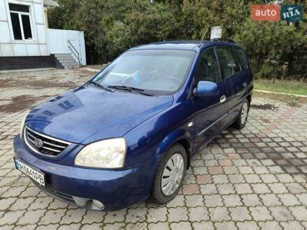 Киа Каренс 2002 в Черноморске (Ильичевске) на Automoto.ua Синий Киа Каренс, объемом двигателя 1.79 л и пробегом 267 тыс. км за 3600 $, фото 1 на Automoto.ua
