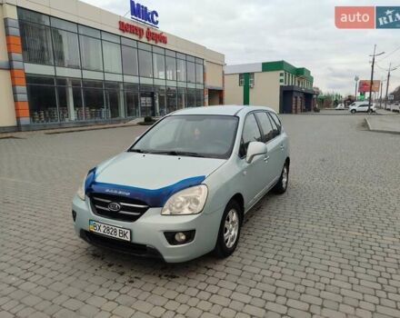 Синій Кіа Каренс, об'ємом двигуна 2 л та пробігом 186 тис. км за 5500 $, фото 1 на Automoto.ua