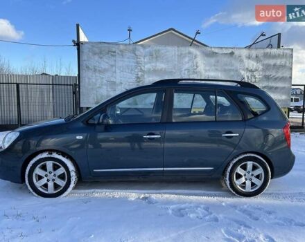 Синий Киа Каренс, объемом двигателя 2 л и пробегом 233 тыс. км за 7700 $, фото 1 на Automoto.ua
