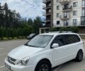 Белый Киа Карнивал, объемом двигателя 2.9 л и пробегом 322 тыс. км за 6400 $, фото 1 на Automoto.ua