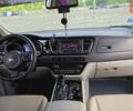 Белый Киа Карнивал, объемом двигателя 2.2 л и пробегом 226 тыс. км за 17000 $, фото 11 на Automoto.ua