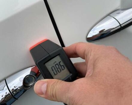 Білий Кіа Карнівал, об'ємом двигуна 2.2 л та пробігом 143 тис. км за 22000 $, фото 50 на Automoto.ua