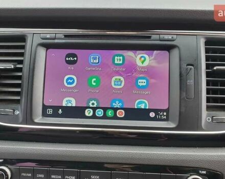 Білий Кіа Карнівал, об'ємом двигуна 2.2 л та пробігом 143 тис. км за 22000 $, фото 37 на Automoto.ua