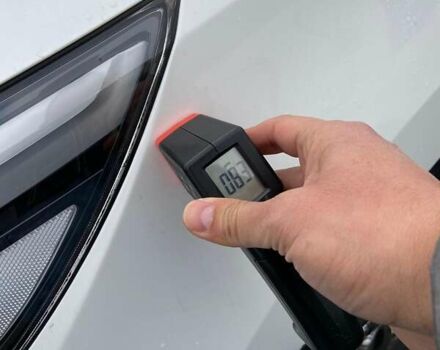 Білий Кіа Карнівал, об'ємом двигуна 2.2 л та пробігом 143 тис. км за 22000 $, фото 45 на Automoto.ua