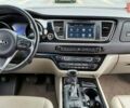 Білий Кіа Карнівал, об'ємом двигуна 2.2 л та пробігом 143 тис. км за 22000 $, фото 34 на Automoto.ua