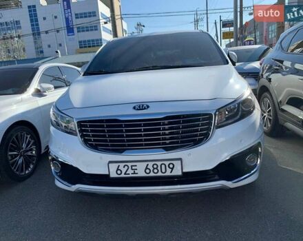 Білий Кіа Карнівал, об'ємом двигуна 2.2 л та пробігом 143 тис. км за 22000 $, фото 44 на Automoto.ua